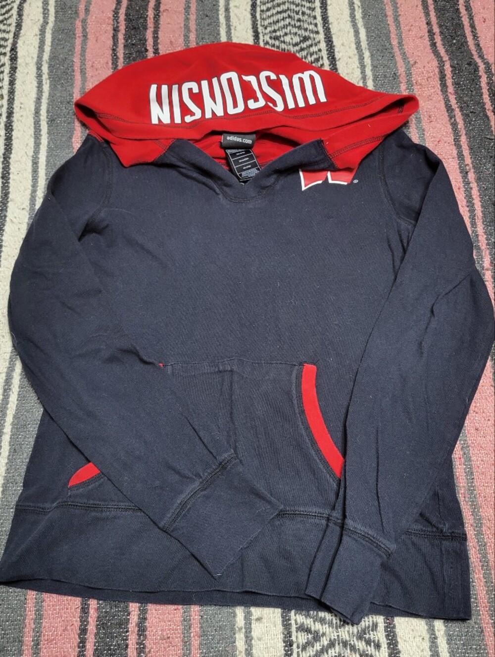 5/$15 Adidas Wisconsin Badgers Hooded Top